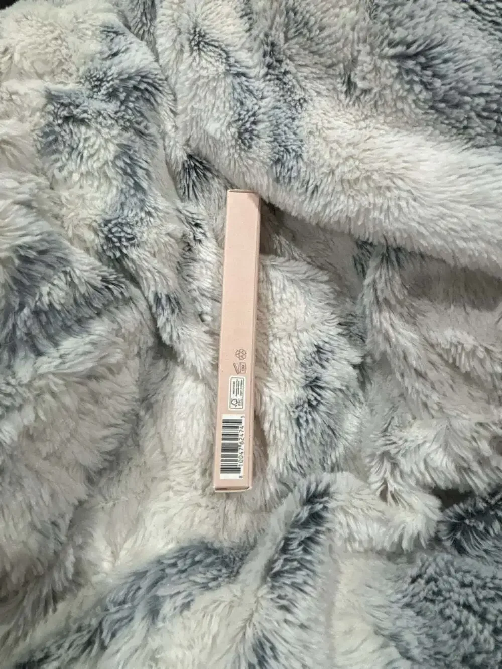 The Eyeshadow Stick – Jones Road,